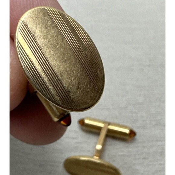 Vintage Men's KREMENTZ Gold Plated Oval Cuff Links - Picture 2 of 3